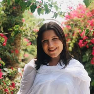 Meet your Posher, Carina